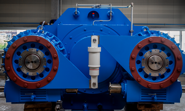 RINGFEDER push-pull unit in torque support from Getriebebau Nossen